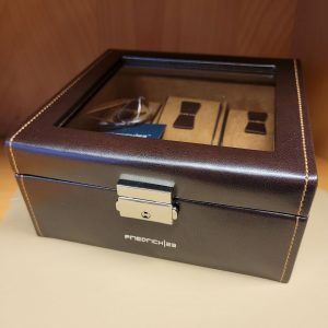 Kellolaatikko 6 kellolle